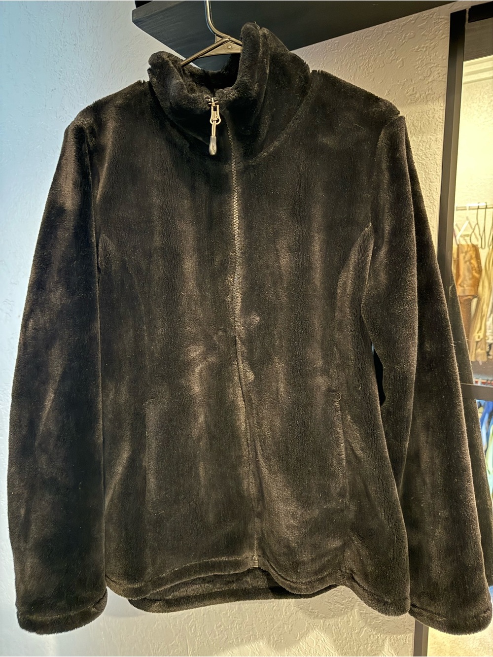 32 Degrees Women's Black Velvety Plush Zip-Up Teddy Jacket
